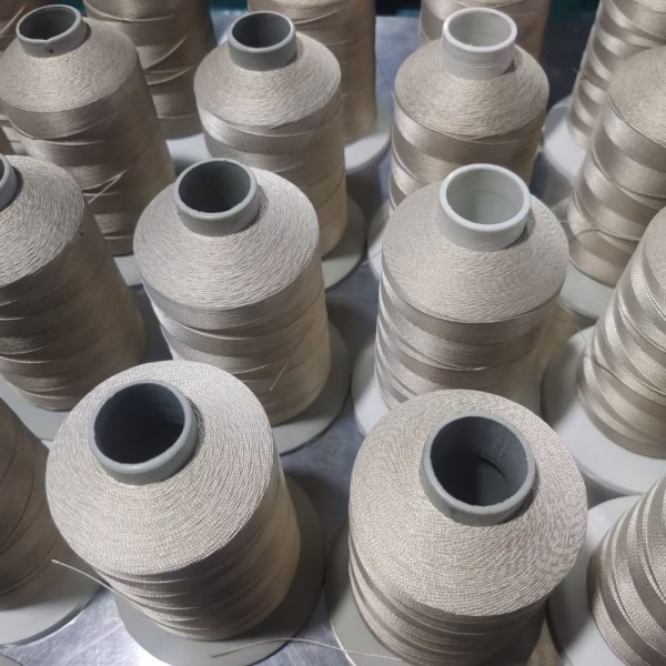 PTFE coated fiberglass sewing thread